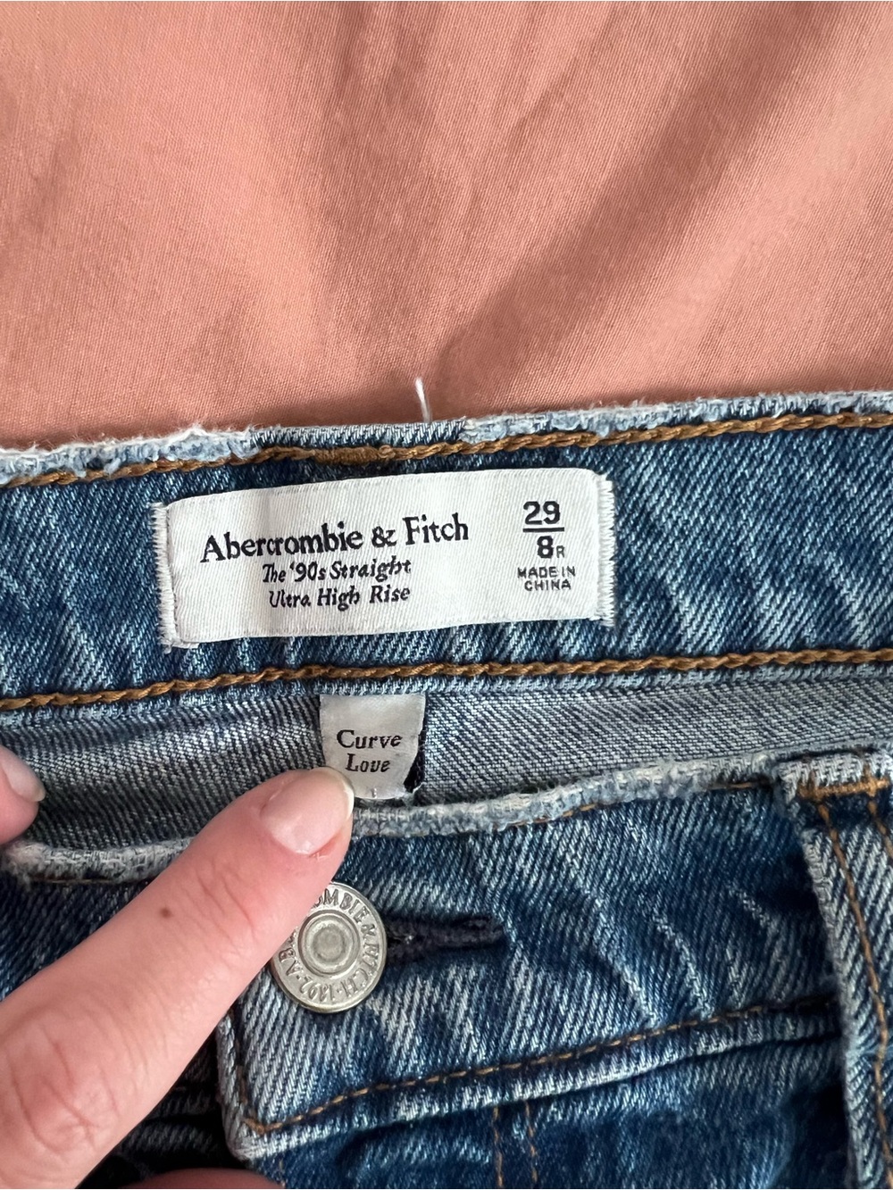 Abercrombie & Fitch Women's '90s Straight Ultra High Rise Jeans - curve love